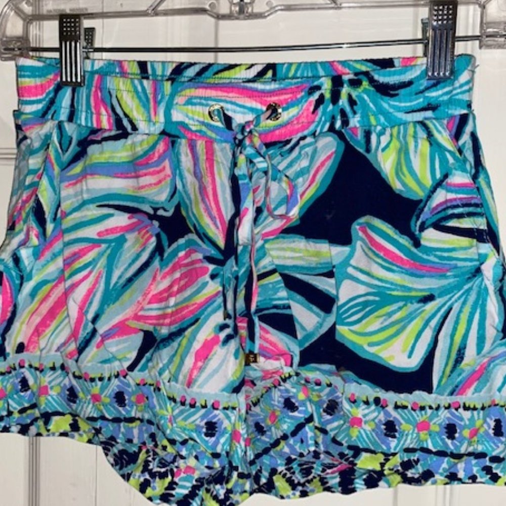 Lilly Pulitzer shorts size XXS